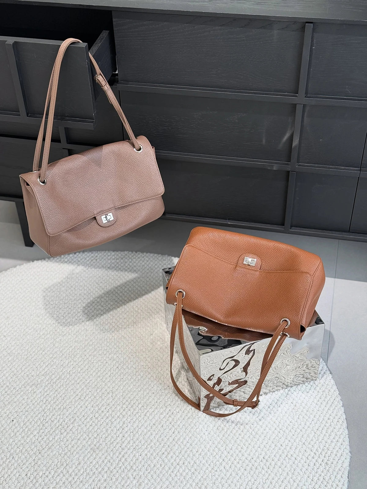 Genuine Leather Shoulder Bag Women Large Capacity Flap Bag Real Cowhide Turn Lock Crossbody Handbags Work Satchel Ladies Purses image 5